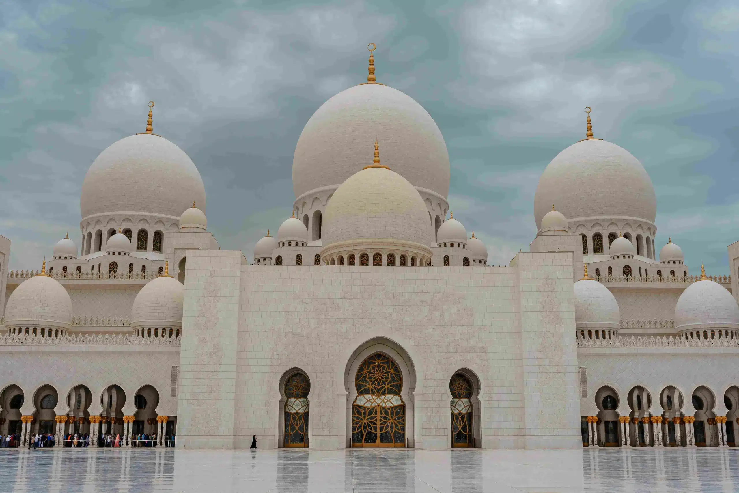 Grand Mosque Abu Dhabi - Abu Dhabi City Tour 2025
